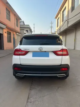 2017 Brilliance Auto V3 1.5L 112HP L4 5AT