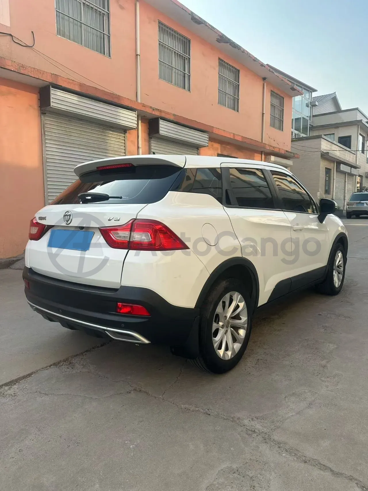 2017 Brilliance Auto V3 1.5L 112HP L4 5AT,autocango,china used car exporter,china ev exporter,chinese used car exporter,chinese used ev exporter