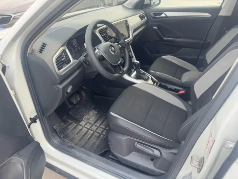 2022 Volkswagen T-Roc 1.4T 150HP L4 7DCT