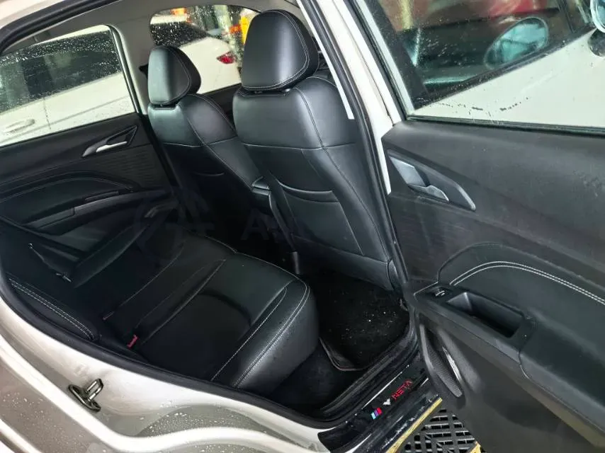 2022 ChangAn Oshan X7 Plus 1.5T 188HP L4 7DCT,autocango,china used car exporter,china ev exporter,chinese used car exporter,chinese used ev exporter