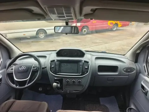 2018 MAXUS XinTu V80 2.5T 136HP L4 6MT