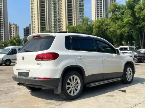 2017 Haval H9 2.0T 190HP L4 8AT,autocango,china used car exporter,china ev exporter,chinese used car exporter,chinese used ev exporter
