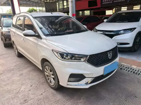 2019 BaoJun 360 1.5L 105HP L4 6MT,autocango,china used car exporter,china ev exporter,chinese used car exporter,chinese used ev exporter