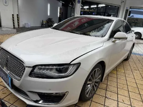 2019 BMW X2,autocango,china used car exporter,china ev exporter,chinese used car exporter,chinese used ev exporter