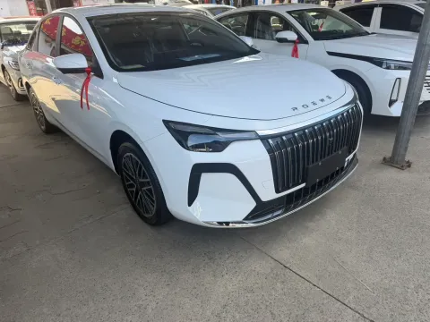 2026 Roewe i6 1.5L 129HP L4 CVT,autocango,china used car exporter,china ev exporter,chinese used car exporter,chinese used ev exporter