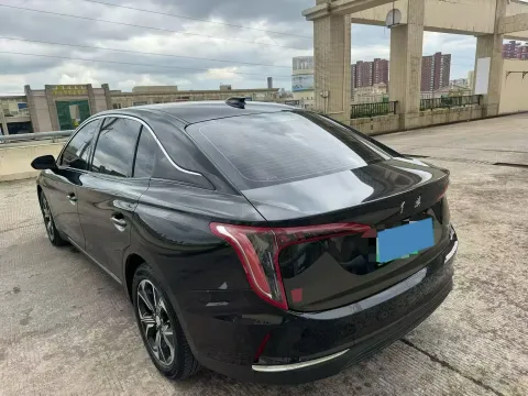 2022 HongQi E-QM5 BEV 54KWH
