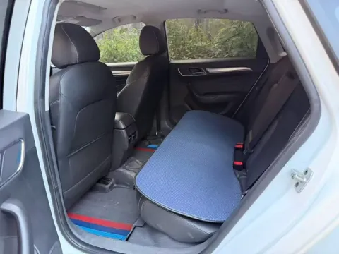 2019 Roewe i6 1.6L 125HP L4 CVT,autocango,china used car exporter,china ev exporter,chinese used car exporter,chinese used ev exporter