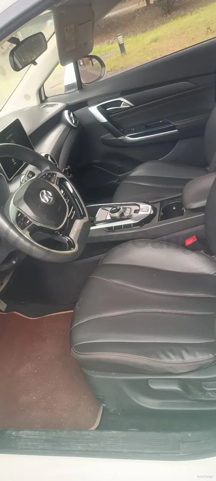 2021 Chery Tiggo 8 Plus 1.6T 197HP L4 7DCT,autocango,china used car exporter,china ev exporter,chinese used car exporter,chinese used ev exporter