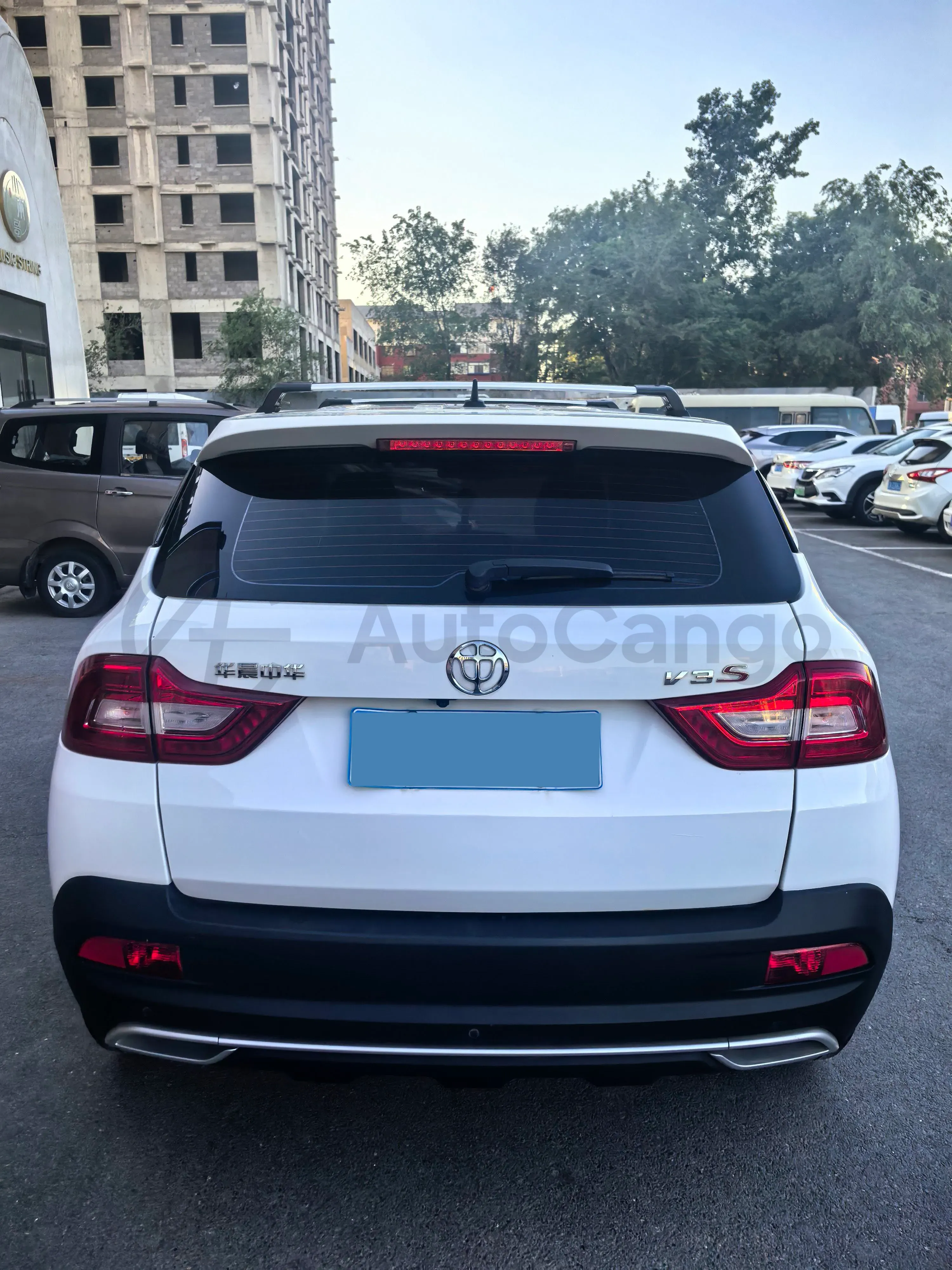 2017 Brilliance Auto V3 1.5T 150HP L4 5AT,autocango,china used car exporter,china ev exporter,chinese used car exporter,chinese used ev exporter