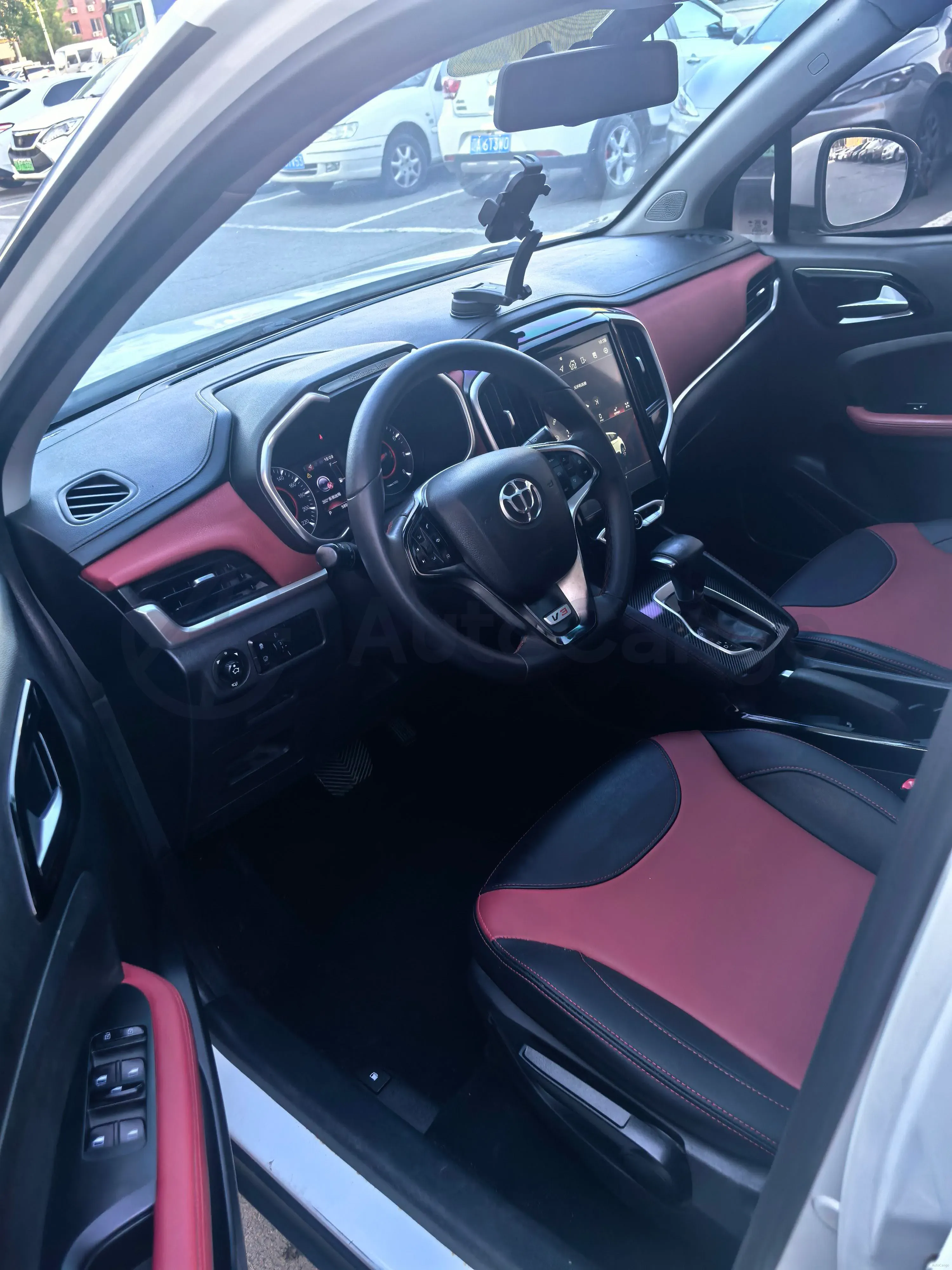 2017 Brilliance Auto V3 1.5T 150HP L4 5AT,autocango,china used car exporter,china ev exporter,chinese used car exporter,chinese used ev exporter