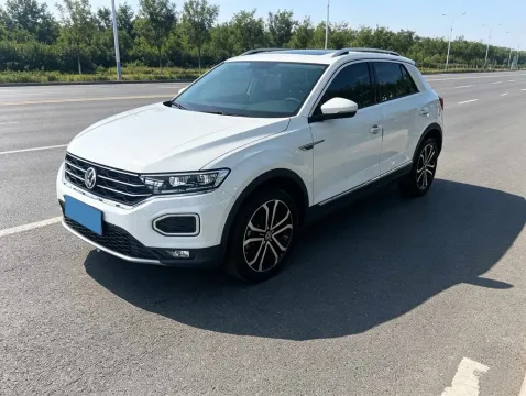 2021 VOLKSWAGEN T-ROC,autocango,china used car exporter,china ev exporter,chinese used car exporter,chinese used ev exporter