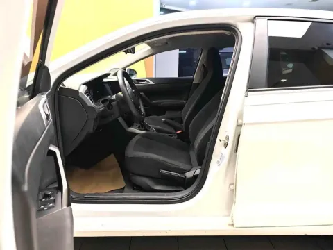 2023 Volkswagen Polo 1.5L 110HP L4 6AT