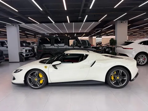 2021 Ferrari 296 3.0T 663HP V6 8DCT PHEV 7.45KWH