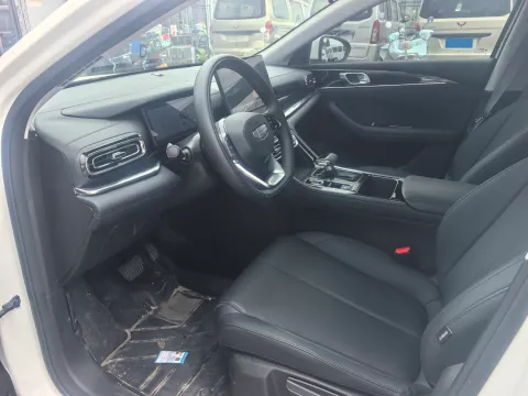 2026 Geely Emgrand 1.5L 120HP L4 CVT
