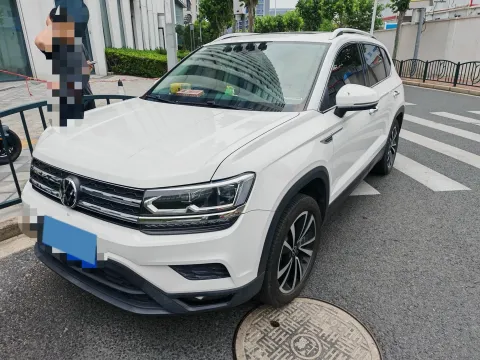 2021 VOLKSWAGEN THARU,autocango,china used car exporter,china ev exporter,chinese used car exporter,chinese used ev exporter