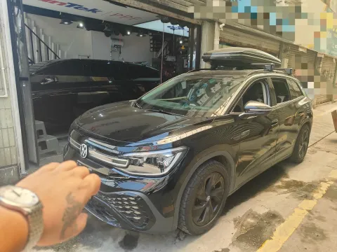 2022 VOLKSWAGEN ID.6 CROZZ,autocango,china used car exporter,china ev exporter,chinese used car exporter,chinese used ev exporter