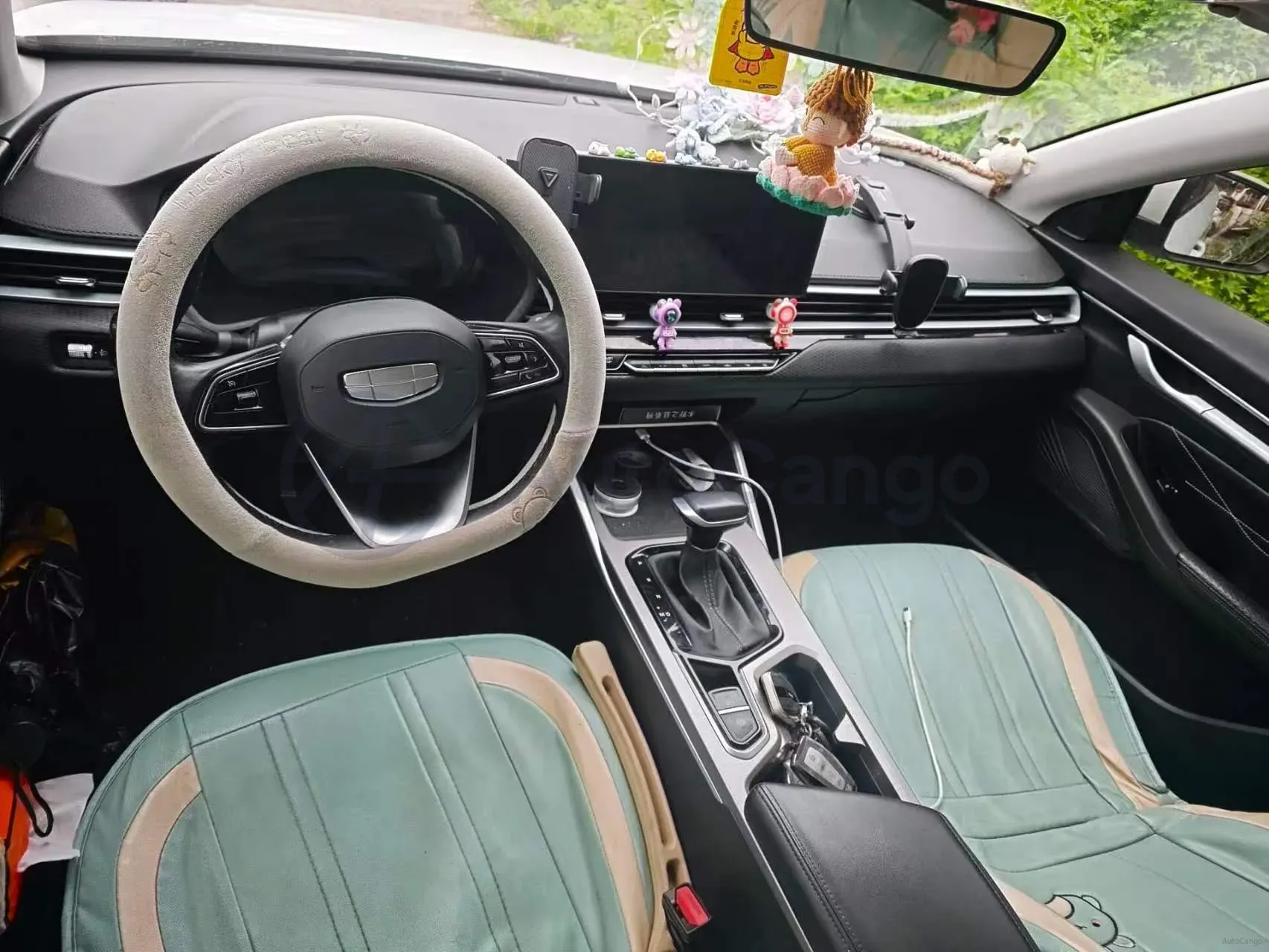 2025 Geely Emgrand 1.5L 127HP L4 CVT,autocango,china used car exporter,china ev exporter,chinese used car exporter,chinese used ev exporter
