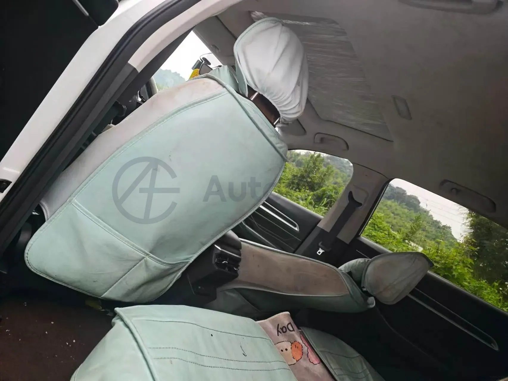 2025 Geely Emgrand 1.5L 127HP L4 CVT,autocango,china used car exporter,china ev exporter,chinese used car exporter,chinese used ev exporter