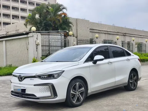 2018 BEIJING AUTO EU5,autocango,china used car exporter,china ev exporter,chinese used car exporter,chinese used ev exporter