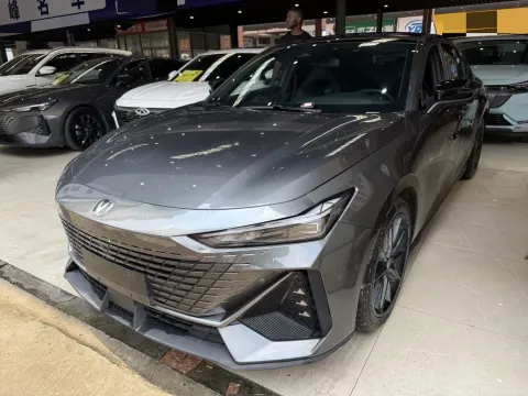 2023 CHANGAN UNI-V,autocango,china used car exporter,china ev exporter,chinese used car exporter,chinese used ev exporter