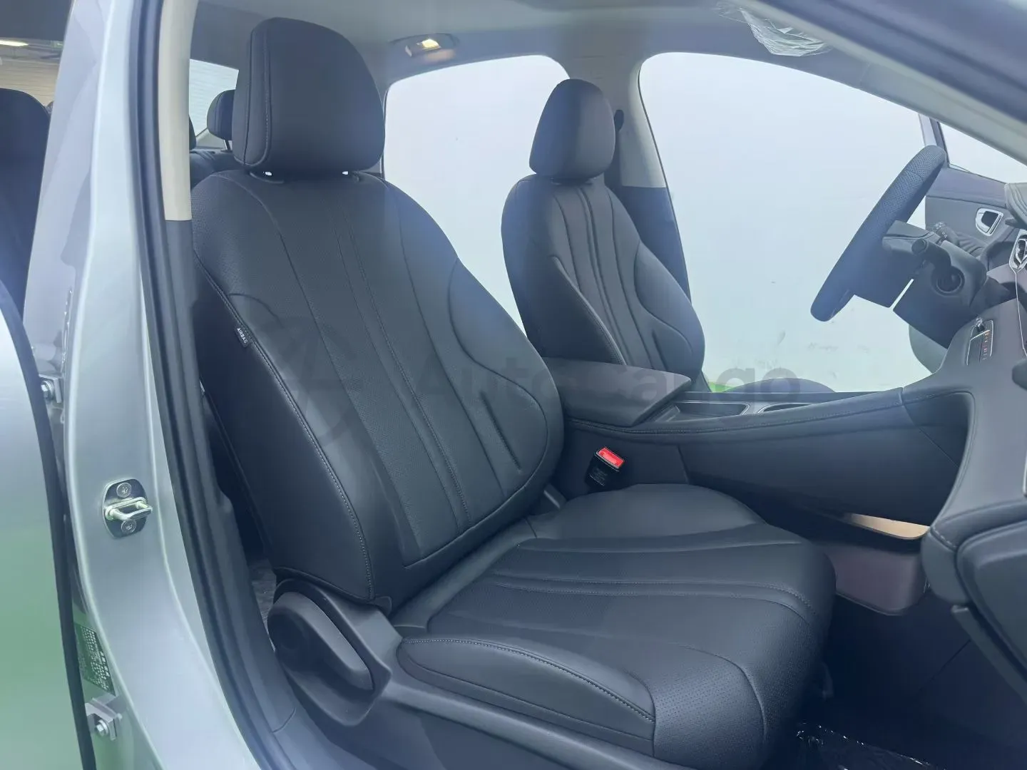 2025 Roewe D7 1.5L 112HP L4 1DHT PHEV 19.7KWH,autocango,china used car exporter,china ev exporter,chinese used car exporter,chinese used ev exporter