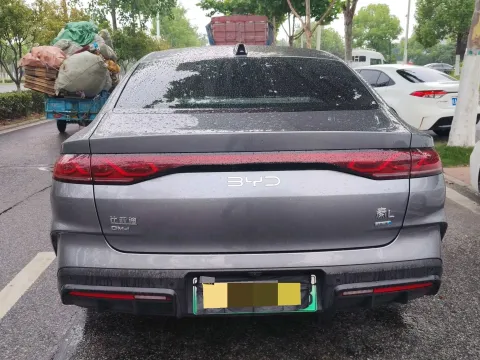 2025 BYD QinL 1.5L 101HP L4 E-CVT PHEV 10.08KWH