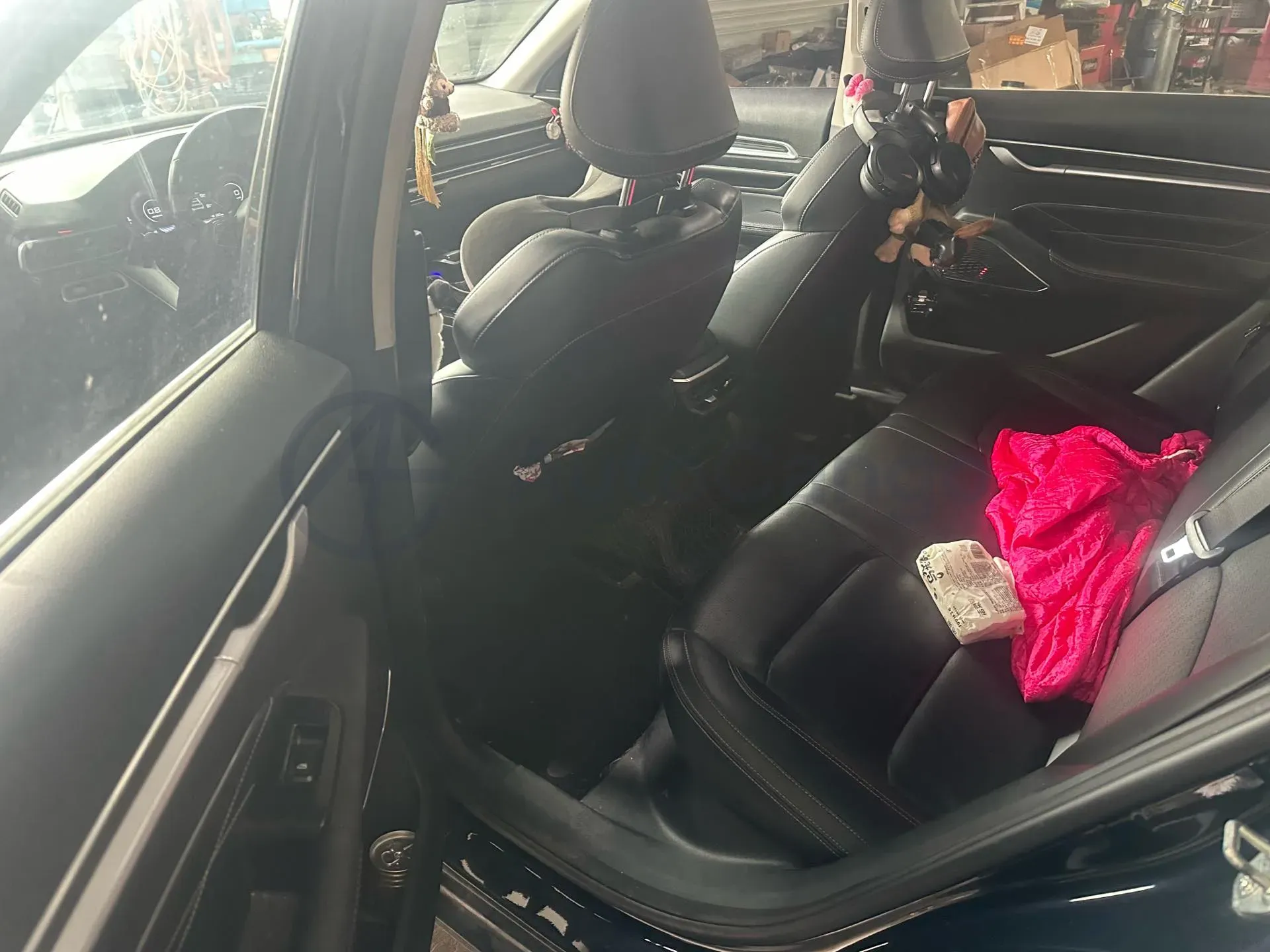 2022 Geely Emgrand 1.5L 114HP L4 CVT,autocango,china used car exporter,china ev exporter,chinese used car exporter,chinese used ev exporter