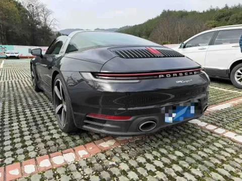 2022 Porsche 911 3.0T 385HP H6 8DCT