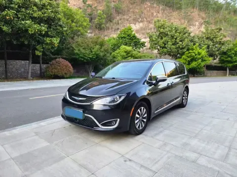 2019 CHRYSLER PACIFICA,autocango,china used car exporter,china ev exporter,chinese used car exporter,chinese used ev exporter