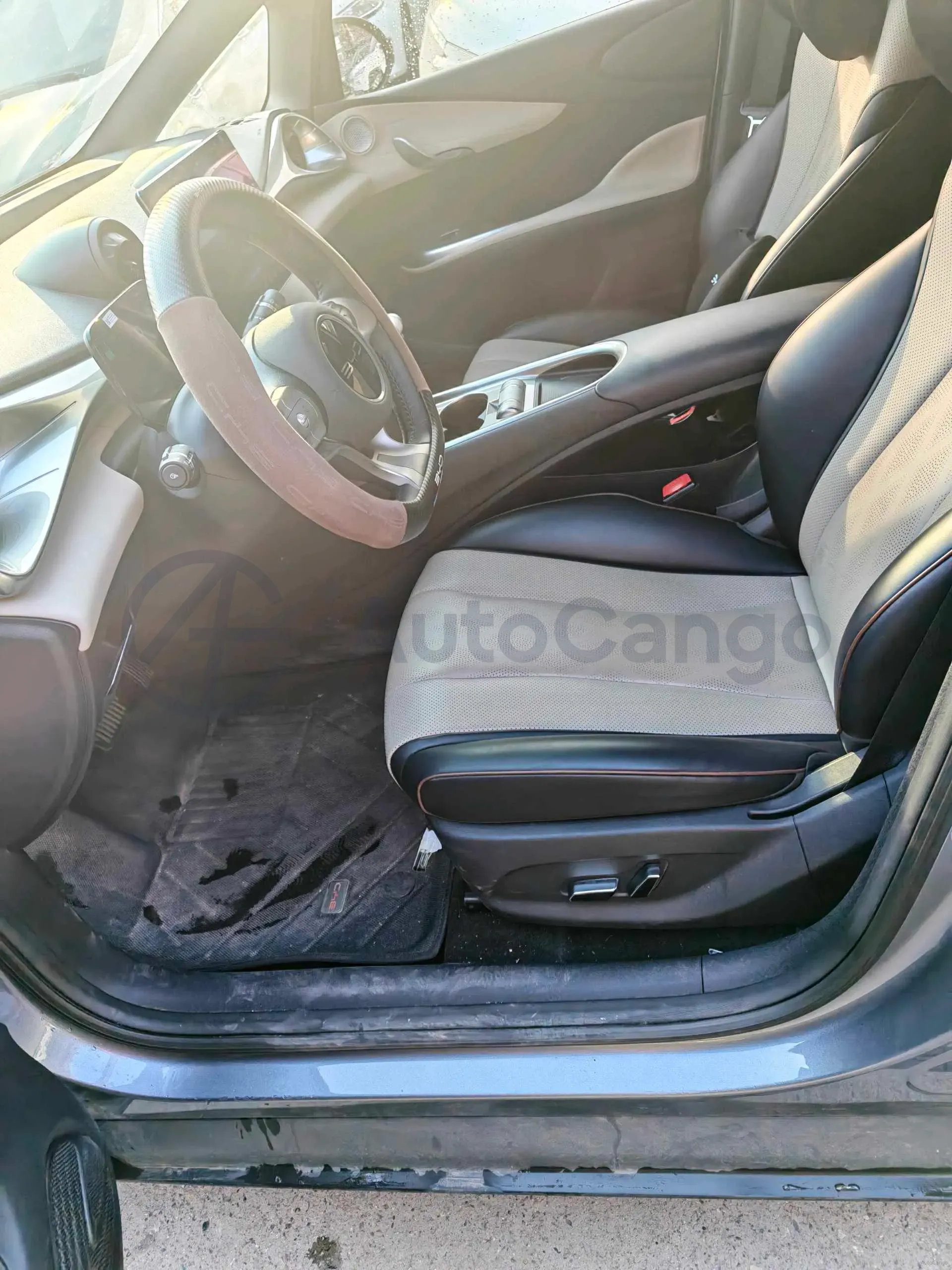 2023 BYD Dolphin BEV 44.928KWH,autocango,china used car exporter,china ev exporter,chinese used car exporter,chinese used ev exporter