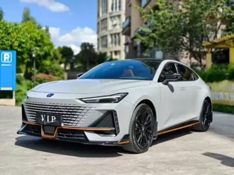 2022 CHANGAN UNI-V,autocango,china used car exporter,china ev exporter,chinese used car exporter,chinese used ev exporter