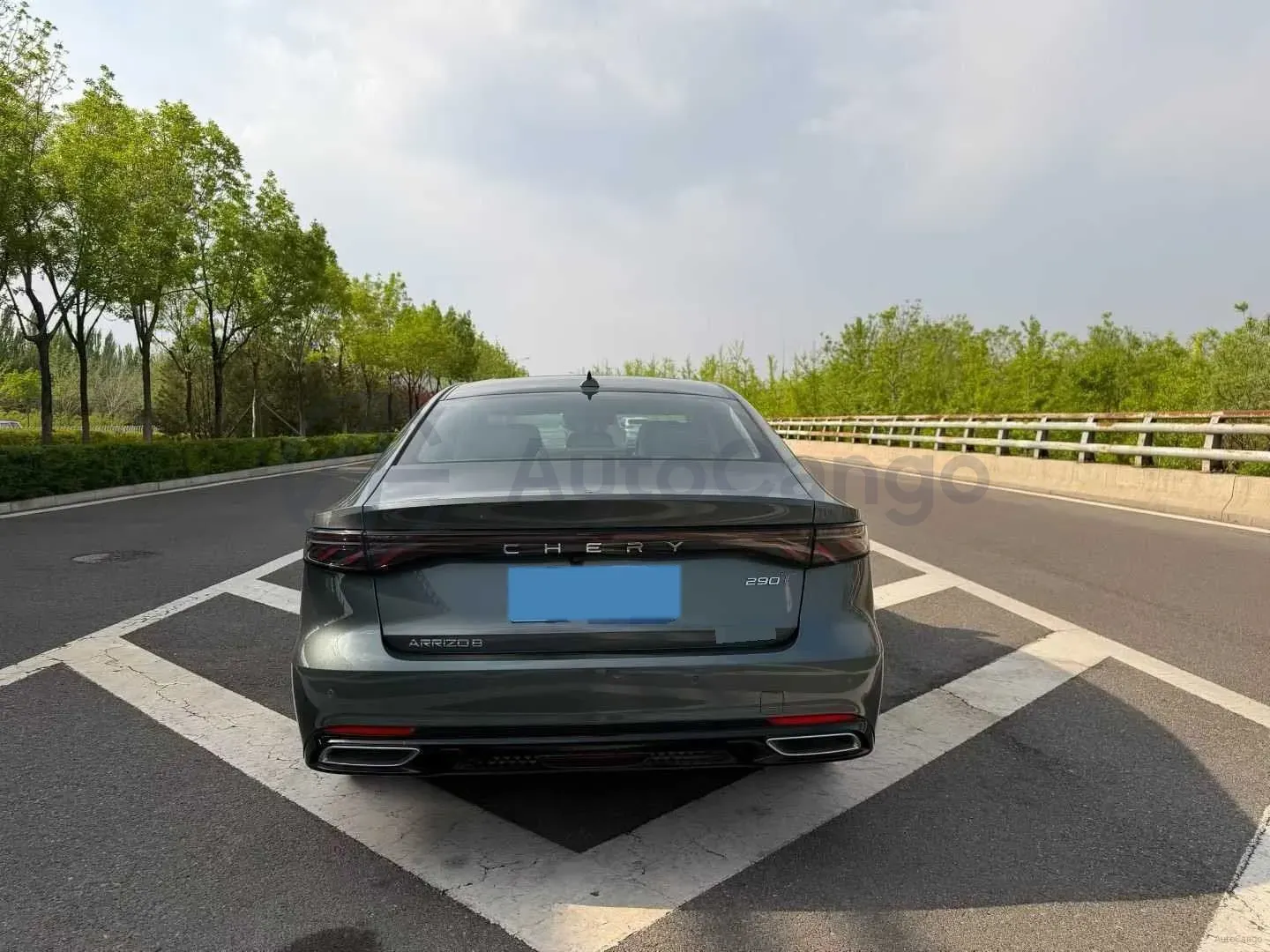 2025 Chery Arrizo 8 Pro 1.6T 197HP L4 7DCT,autocango,china used car exporter,china ev exporter,chinese used car exporter,chinese used ev exporter