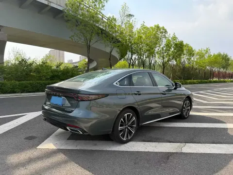 2025 Chery Arrizo 8 Pro 1.6T 197HP L4 7DCT