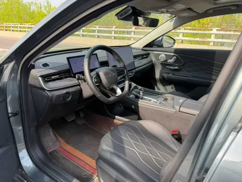 2025 Chery Arrizo 8 Pro 1.6T 197HP L4 7DCT