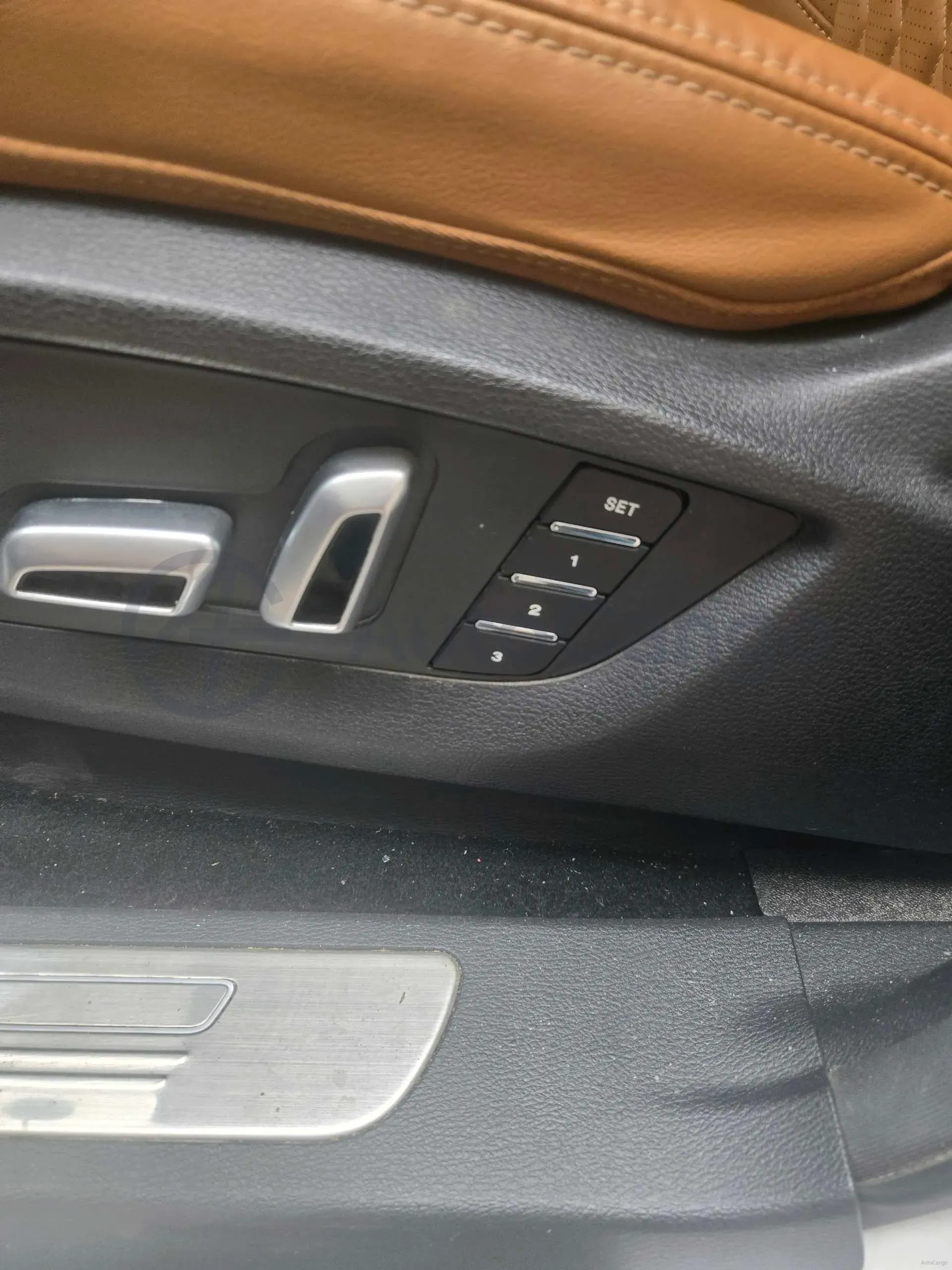 2020 Haval H9 2.0T 224HP L4 8AT,autocango,china used car exporter,china ev exporter,chinese used car exporter,chinese used ev exporter