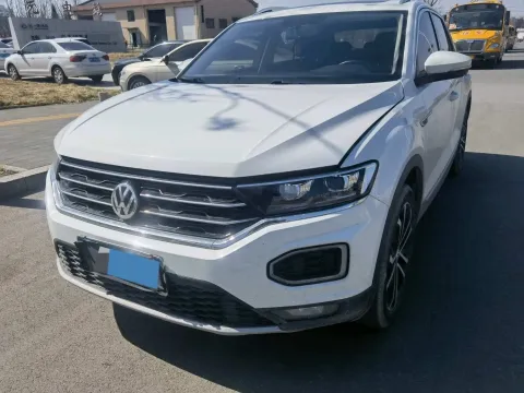 2021 VOLKSWAGEN T-ROC,autocango,china used car exporter,china ev exporter,chinese used car exporter,chinese used ev exporter