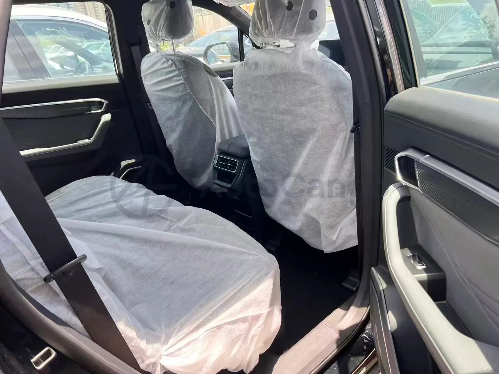 2026 Geely Okavango L 1.5T 181HP L4 7DCT,autocango,china used car exporter,china ev exporter,chinese used car exporter,chinese used ev exporter