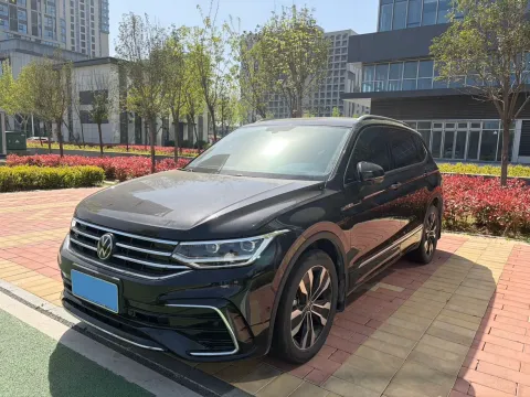 2024 VOLKSWAGEN TIGUAN L,autocango,china used car exporter,china ev exporter,chinese used car exporter,chinese used ev exporter