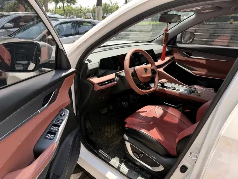 2023 ChangAn CS75 Plus 1.5T 188HP L4 8AT