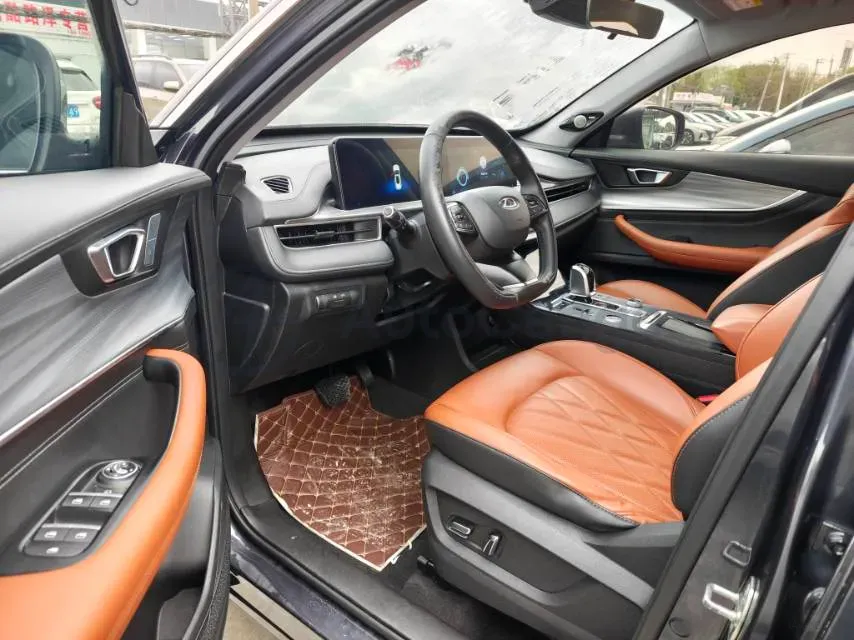 2021 Chery Tiggo 8 Plus 1.6T 197HP L4 7DCT,autocango,china used car exporter,china ev exporter,chinese used car exporter,chinese used ev exporter