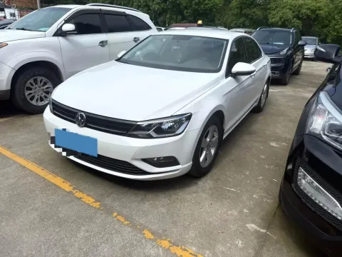 2018 VOLKSWAGEN LAMANDO,autocango,china used car exporter,china ev exporter,chinese used car exporter,chinese used ev exporter