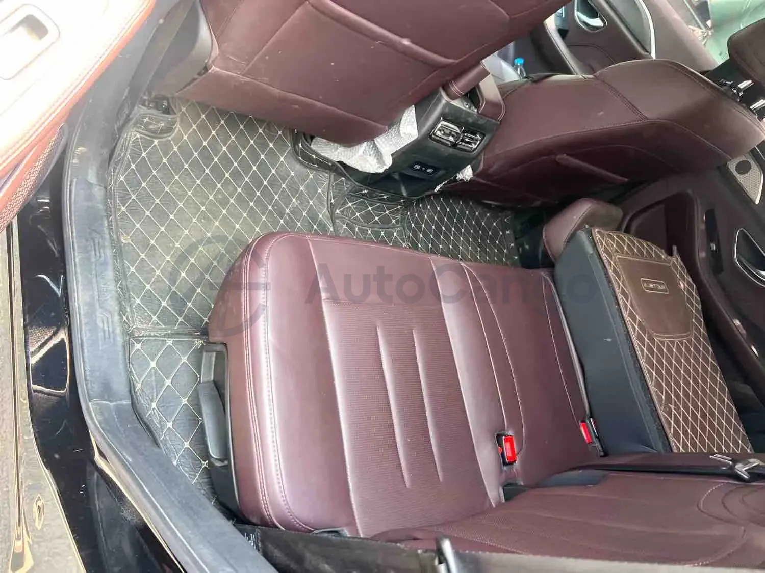 2022 Jetour X90 2.0T 254HP L4 7DCT,autocango,china used car exporter,china ev exporter,chinese used car exporter,chinese used ev exporter