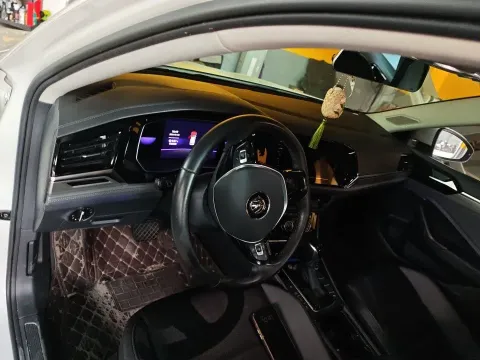 2022 Volkswagen Sagitar 1.4T 150HP L4 7DCT