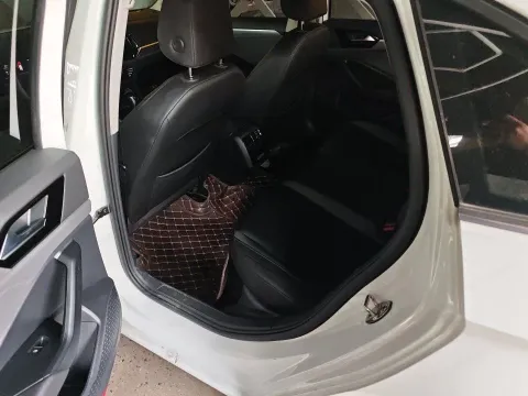 2022 Volkswagen Sagitar 1.4T 150HP L4 7DCT