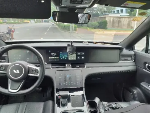 2020 Li ONE Range Extended 131HP REEV 40.5KWH