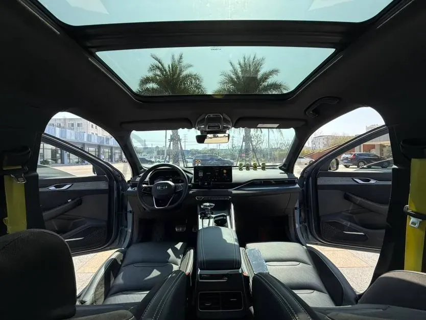 2023 Geely Preface 2.0T 190HP L4 7DCT,autocango,china used car exporter,china ev exporter,chinese used car exporter,chinese used ev exporter
