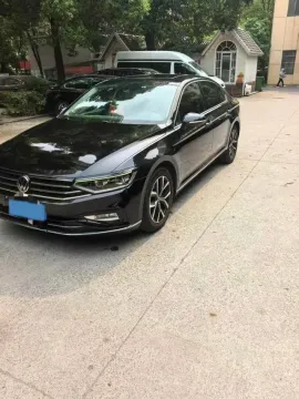 2020 VOLKSWAGEN MAGOTAN,autocango,china used car exporter,china ev exporter,chinese used car exporter,chinese used ev exporter