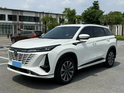 2024 CHANGAN CS75 PLUS,autocango,china used car exporter,china ev exporter,chinese used car exporter,chinese used ev exporter