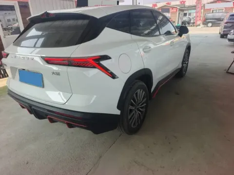 2024 Jetour DASHING 1.5T 156HP L4 6DCT