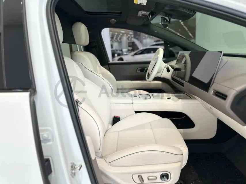 2025 Li i6 BEV,autocango,china used car exporter,china ev exporter,chinese used car exporter,chinese used ev exporter